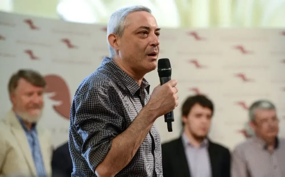 Скончался писатель Евгений Чижов