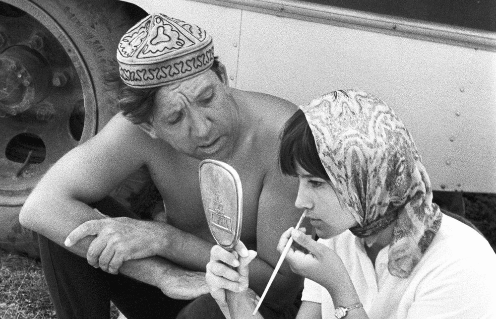 Смешно было не всем: какие сцены «Кавказской пленницы» запрещали к показу