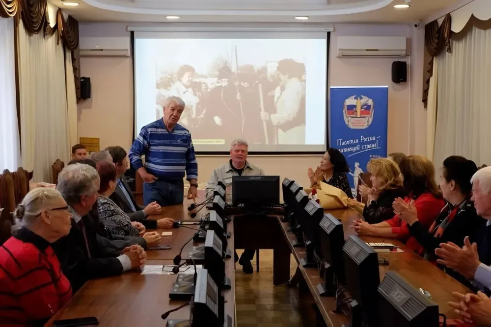 В Астрахани вручена Литературная премия имени Михаила Луконина