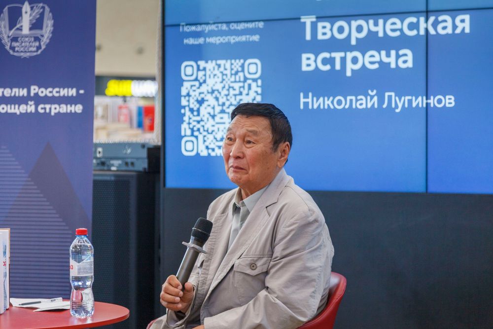 Тени империи и живая память писателя: Николай Лугинов о творческой поездке в Санкт-Петербург