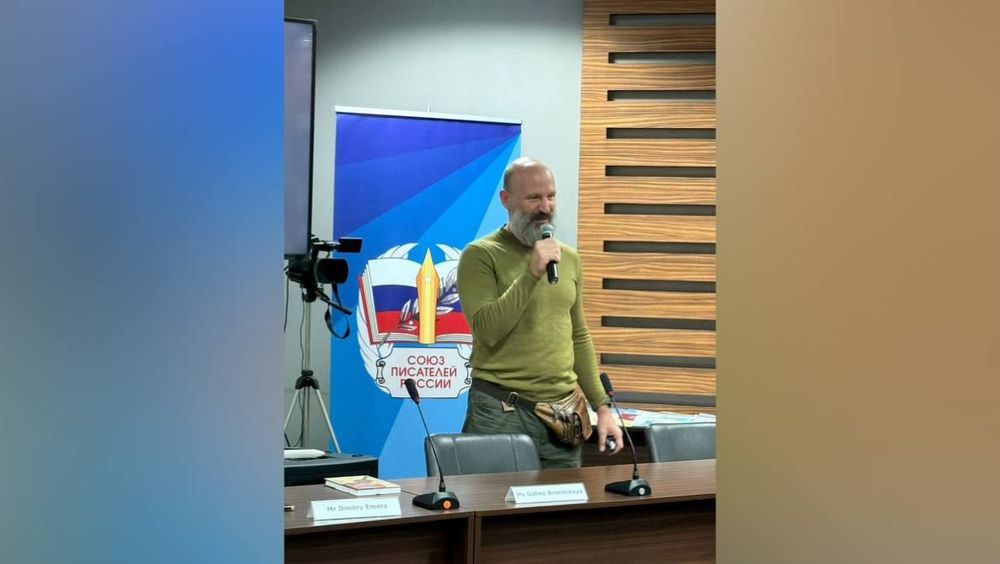 Русская литература в Дели: час, который пролетел незаметно