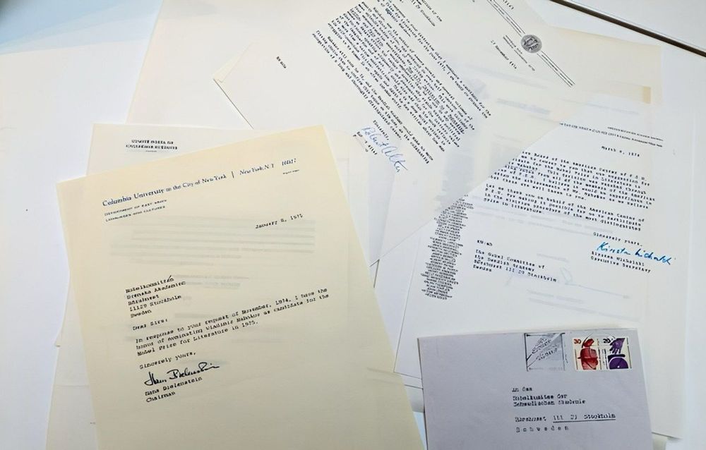 На Нобелевскую премию Набокова выдвигали одиннадцать раз