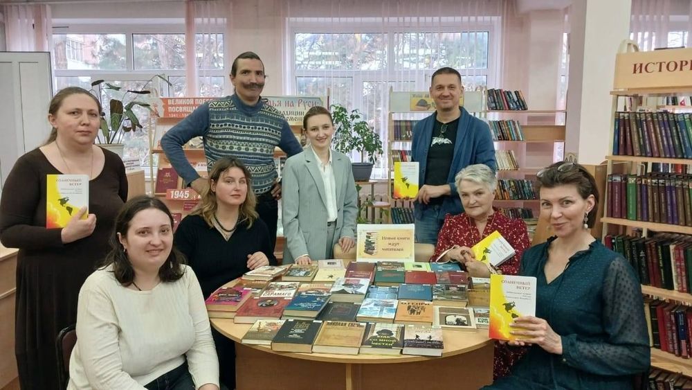 В Краснодаре представили двуязычную антологию и обсудили тонкости художественного перевода