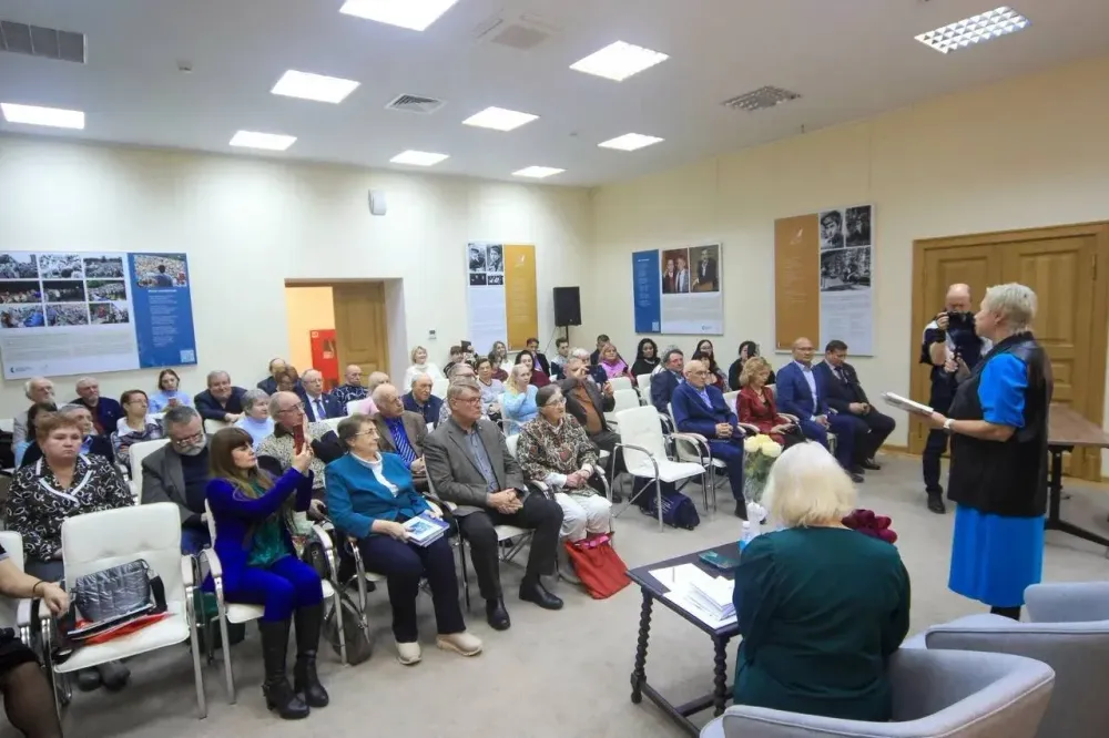 Литературная гостиная «В объятиях неба»