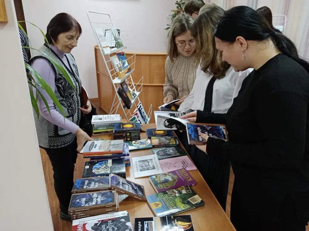 Оренбургская библиотека пополнилась уникальными книгами