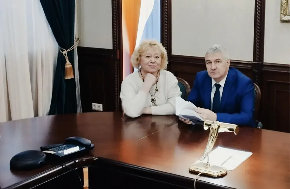 Взаимодействие писателей и властей обсуждают в Карелии