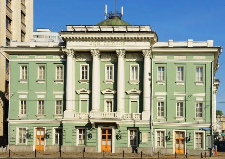 По поручению президента Всероссийскую неделю детской книги будут открывать ежегодно и торжественно