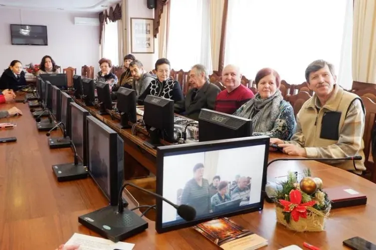 В Астрахани прошло мероприятие в честь юбилея члена Союза писателей России Ларисы Сапрыкиной