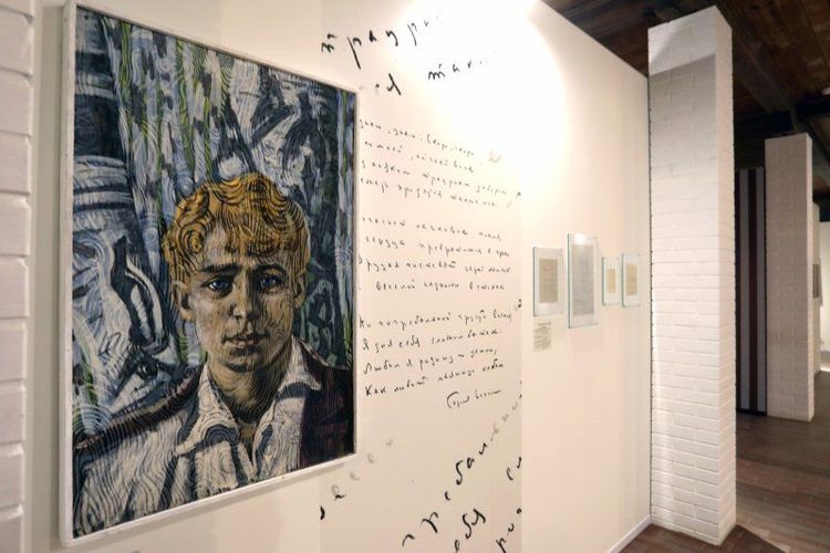 100 лет без Есенина: в Константинове открылась выставка, разбирающая мифы о его гибели