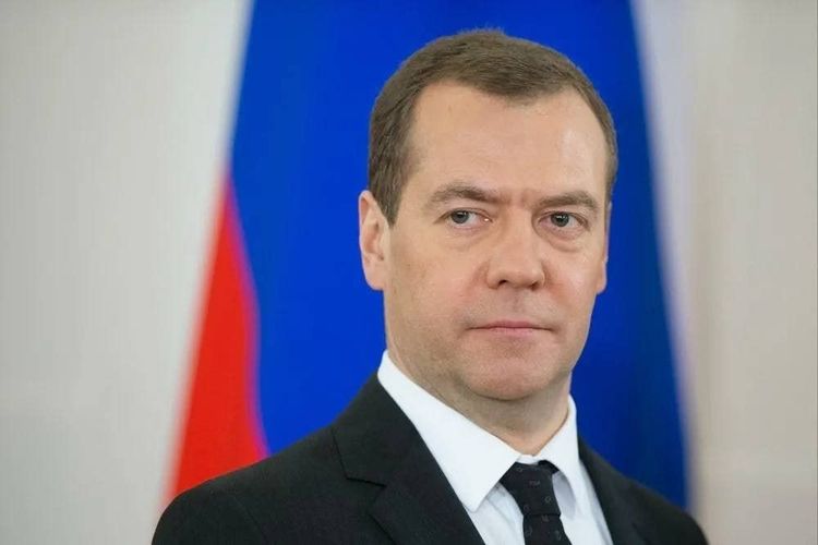 Золотой возраст политика: Дмитрию Медведеву — 60