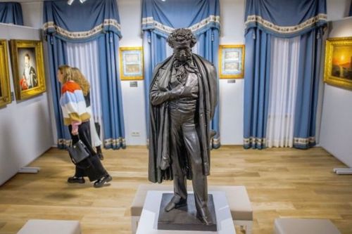 Музей Пушкина в Москве открыл двери в XIX век